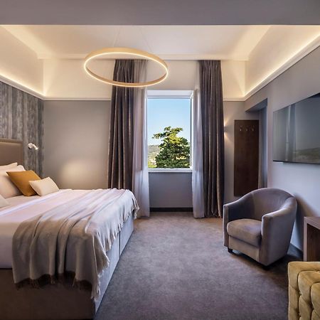 Imperial Heritage Hotel, Valamar Collection (Adults Only) 라브 외부 사진